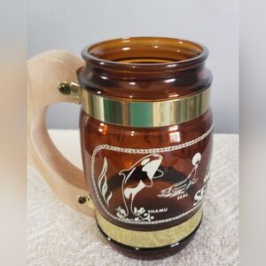 VINTAGE 1973 SIESTA WARE SOUVENIER SEA WORLD BROWN GLASS MUG WOOD HANDLE.